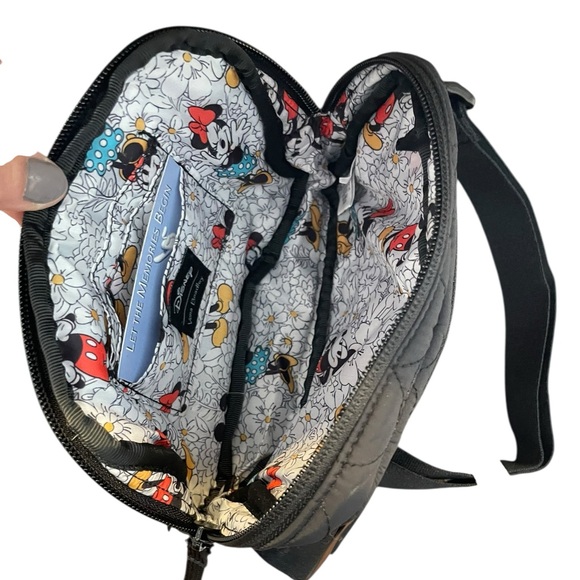 New Vera Bradley Disney Mini Belt Bag Black Featherweight Quilted Mickey Ears - Picture 7 of 15